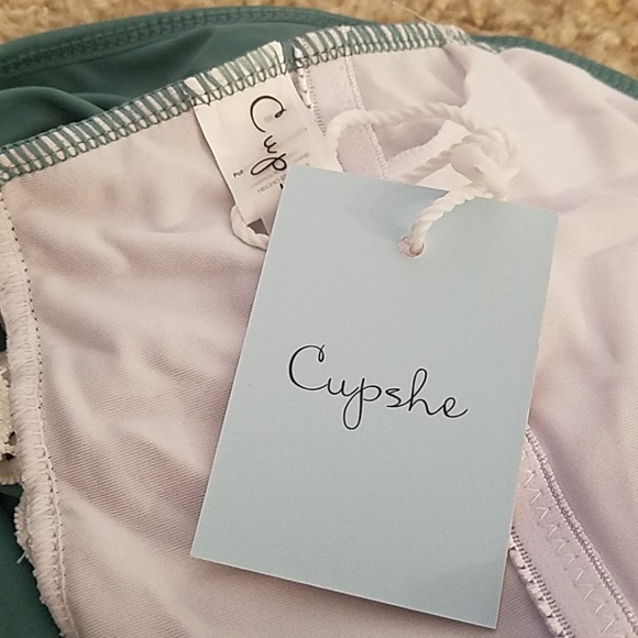 Cupshe Green Swimsuit - Picture 2 of 2